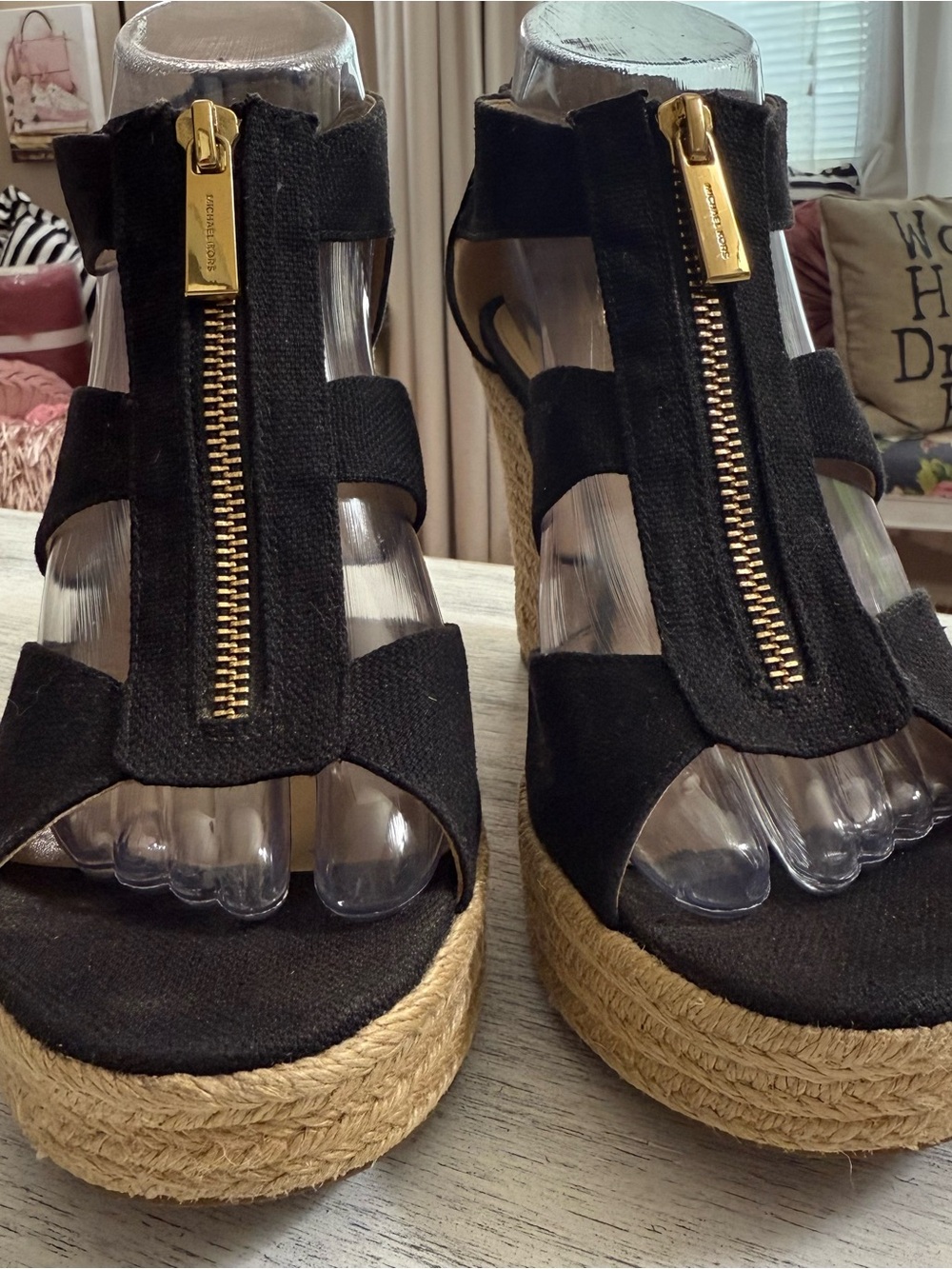 MICHAEL Michael Kors Black Platform Wedge Sandals Gold Zipper Detail size 9M